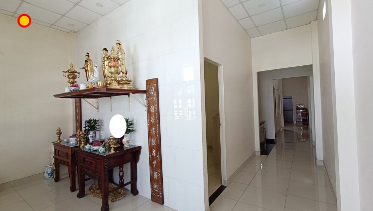 Nhà đẹp 2 tầng, DT: 136m2, ngang 5.3m, 4PN, Sân đậu 2 Ôtô, giá 8.3 tỷ, Tăng Nhơn Phú A, Thủ Đức